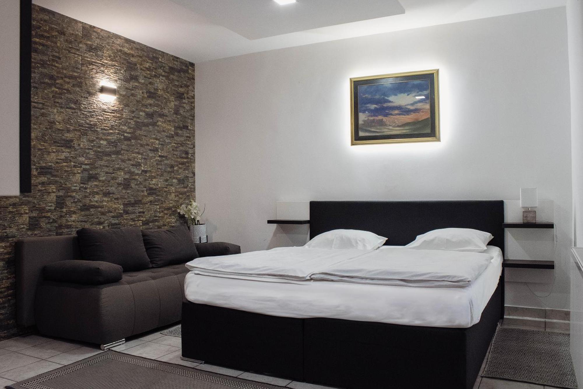 Crni Baron Pension Black Baron Μαριμπόρ Εξωτερικό φωτογραφία